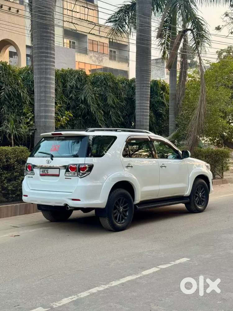 Toyota Fortuner Legender 2017 Diesel 145000 Km Driven