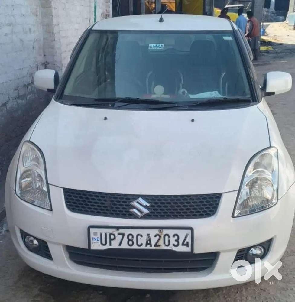 Maruti Suzuki Swift 2010 Cng & Hybrids 74300 Km Driven
