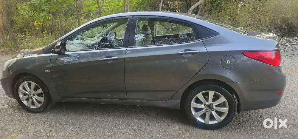 Hyundai Verna Fludic Model 1.6 Crdi Sx With Good Condition