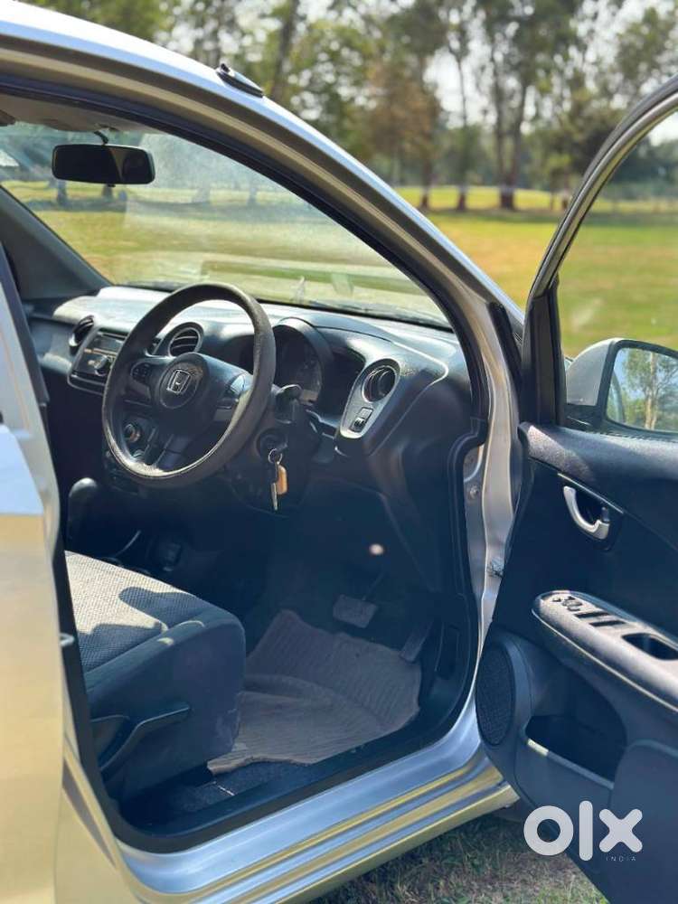 Honda Brio 2013-2016 Vx At, 2015, Petrol