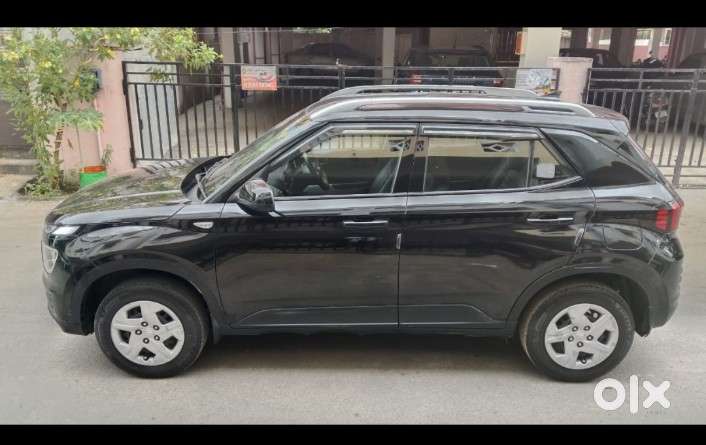 Hyundai Venue S Mt 1.2 Kappa, 2022, Petrol