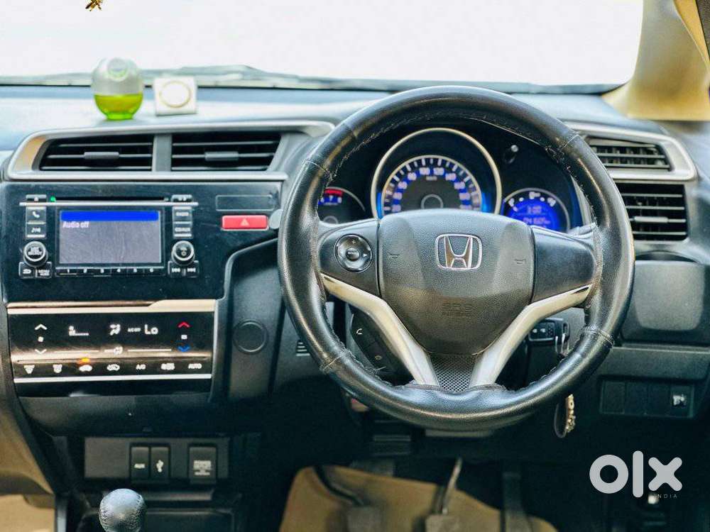 Honda Jazz V Mt Privilege, 2016, Petrol