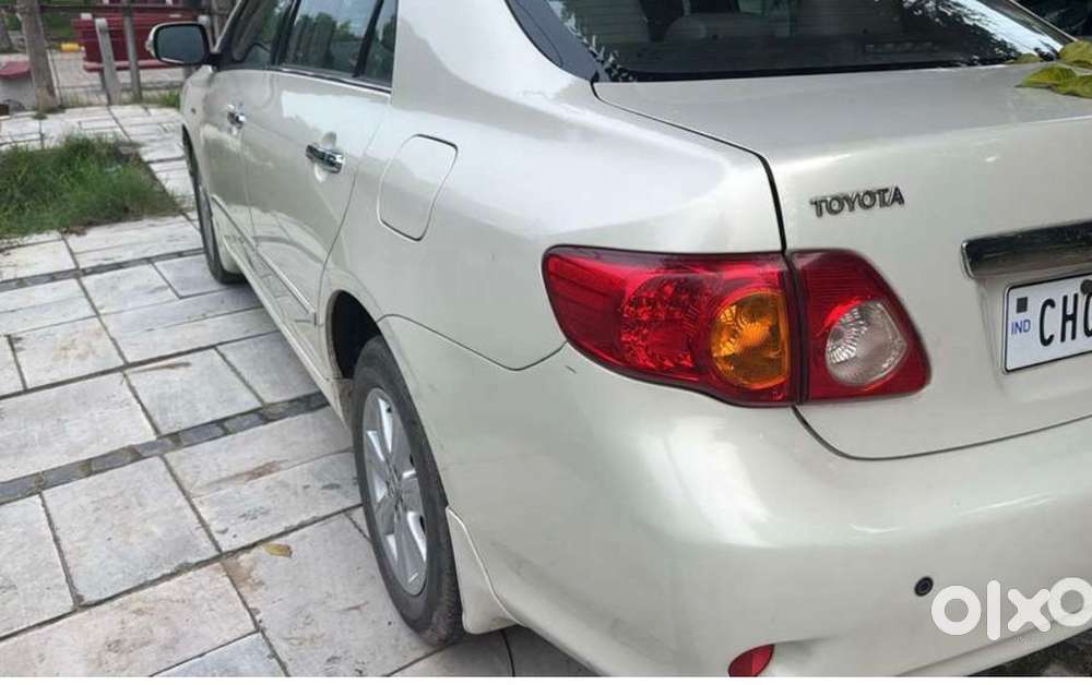 Toyota Corolla Petrol 2010