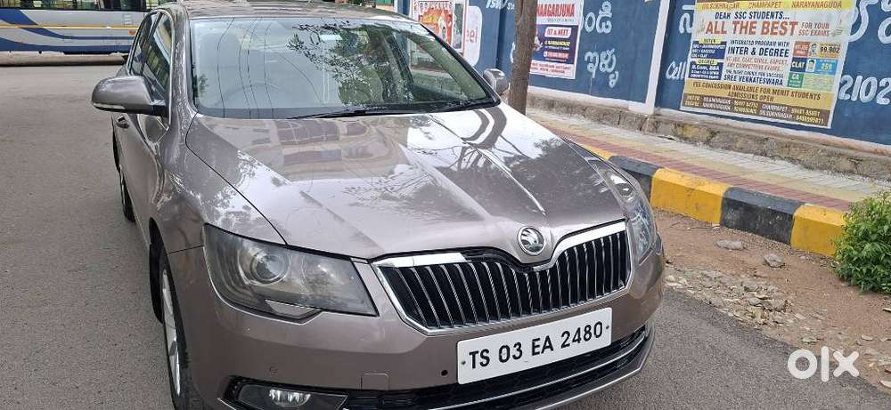 Skoda Superb 2.5 Elegance Tdi At, 2014, Diesel