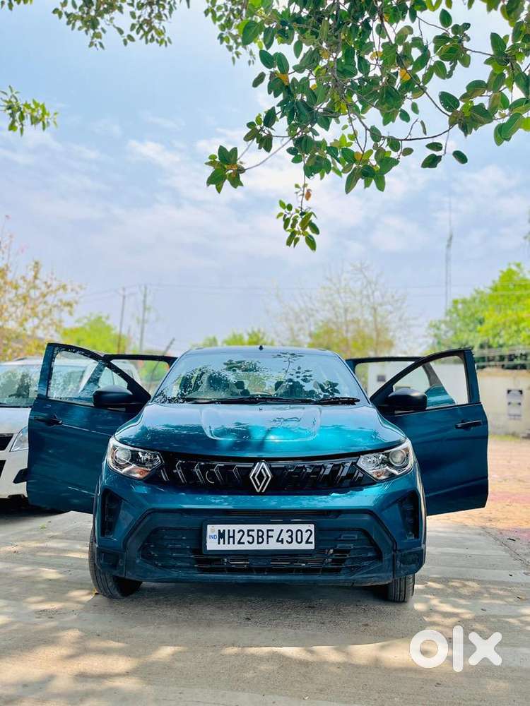 Renault Triber 2025 Petrol 3596 Km Driven