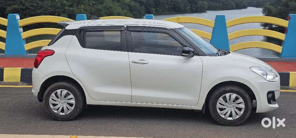Maruti Suzuki Swift Vxi 2020