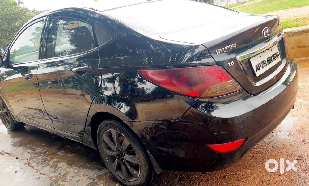 Hyundai Verna Crdi 2012