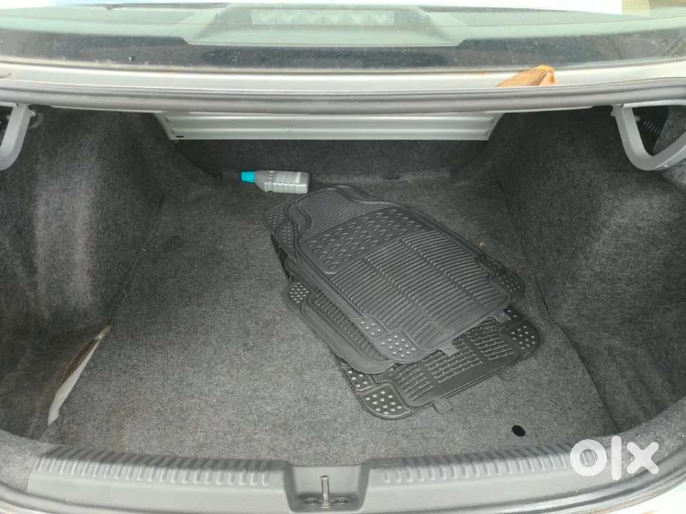 Volkswagen Vento 1.2 Tsi Highline At, 2016, Petrol