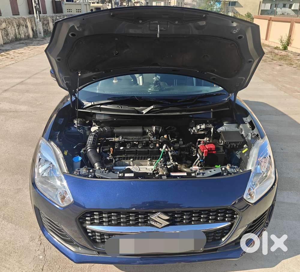 Maruti Suzuki Swift Vxi + Manual, 2023, Petrol