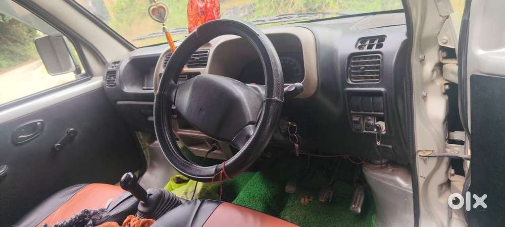 Maruti Suzuki Eeco 8