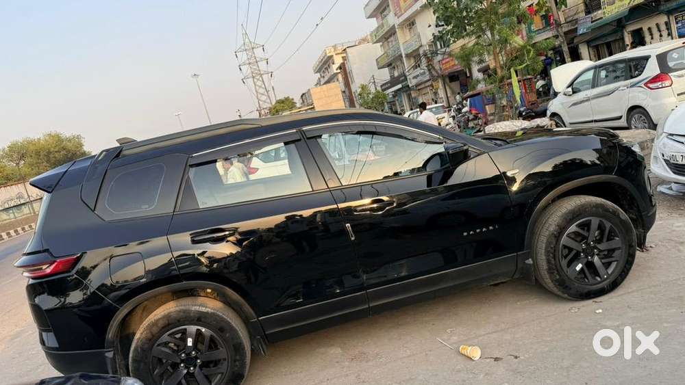 Tata Safari Pure Plus S Dark Editon 28 Dec 2024