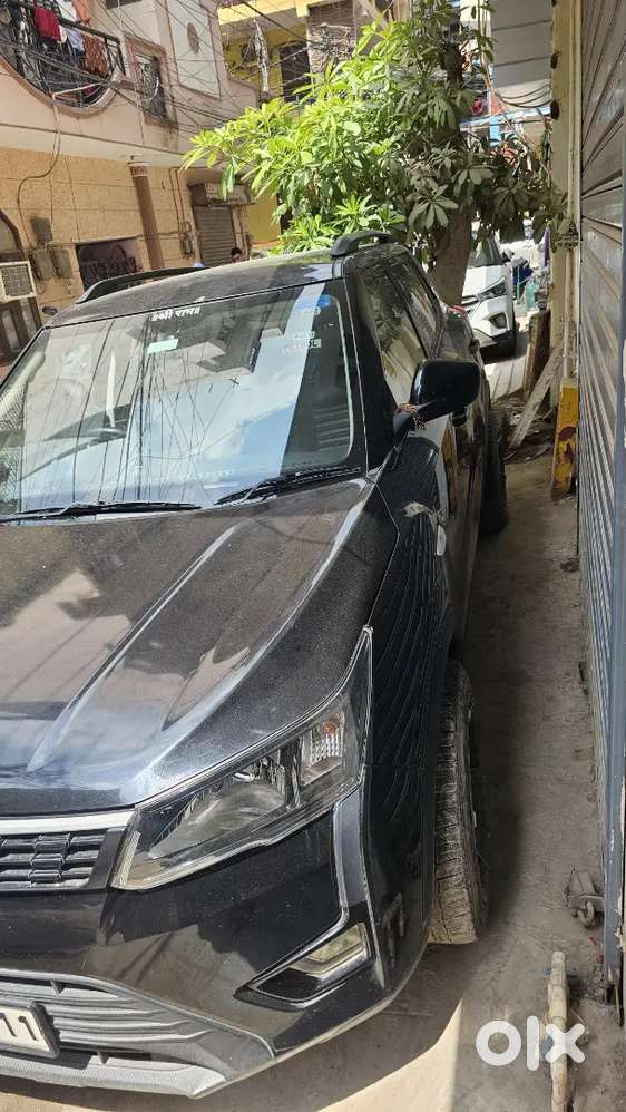 Mahindra Xuv300 2021 Petrol 27000 Km Driven