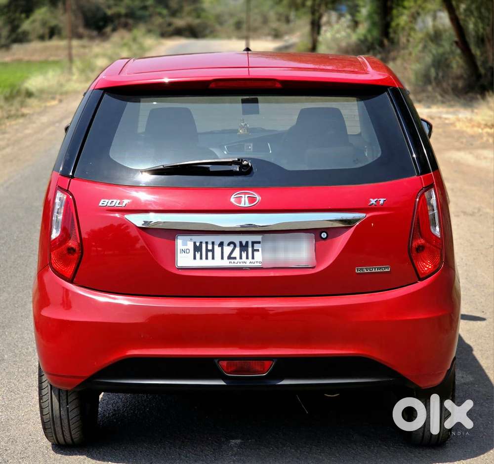 Tata Bolt Revotron Xt, 2015, Petrol