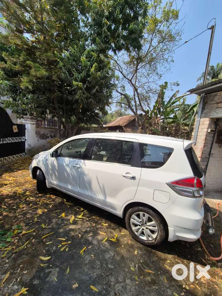 Pristine Single-owner Ertiga Zxi (petrol) – Strictly Personal Use