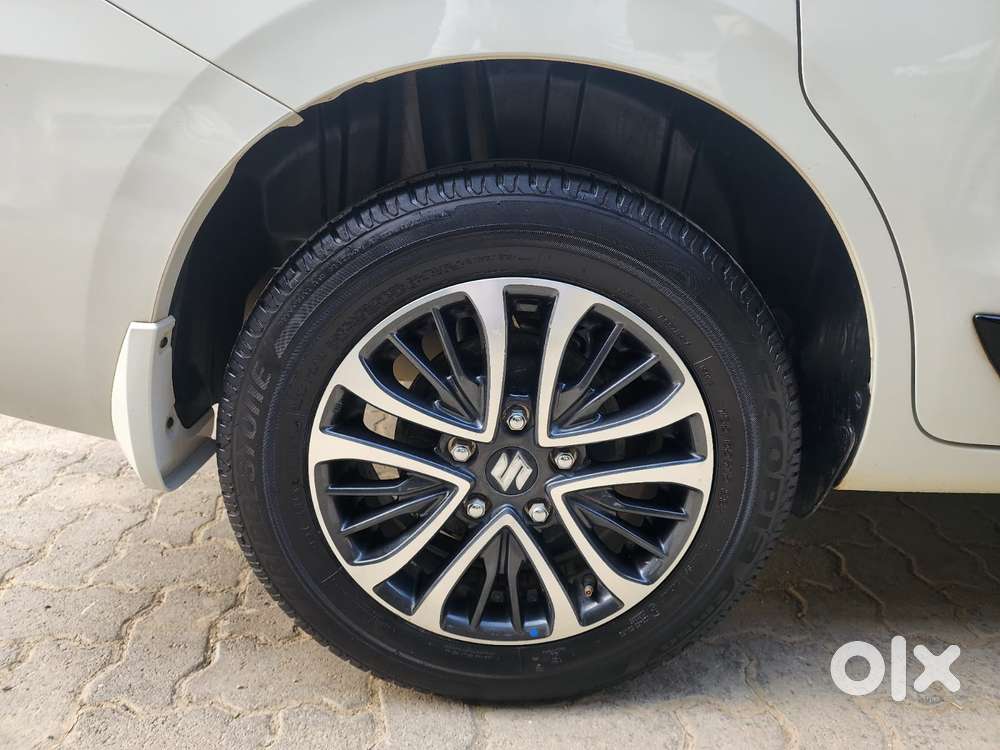 Maruti Suzuki Ertiga 1.5 Zxi Plus Shvs, 2024, Petrol