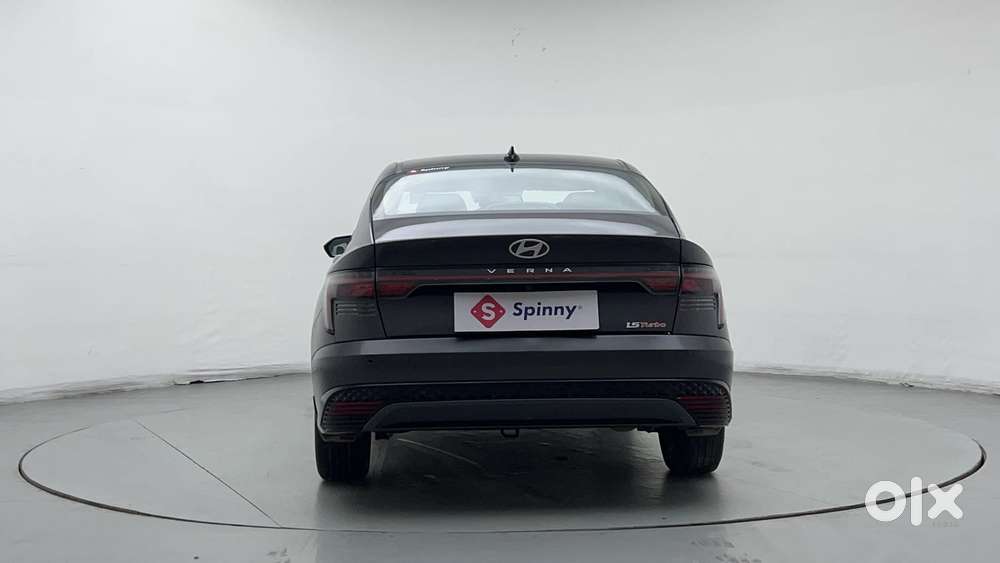 Hyundai Verna 1.5 Sx (o) Turbo Petrol Dct, 2023, Petrol