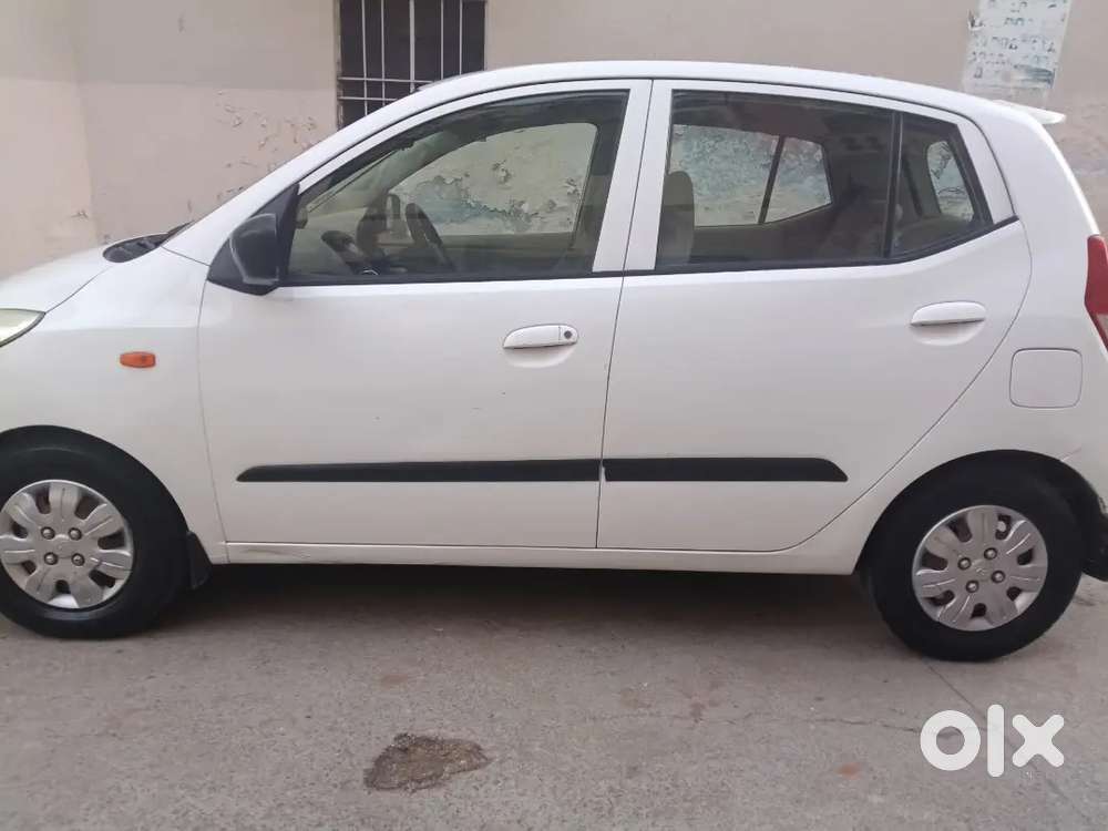 Hyundai I10 Sportz Petrol Manual 2009