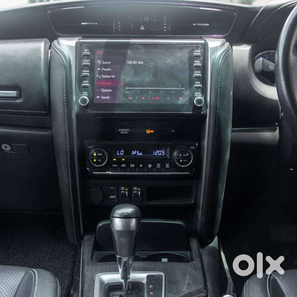 Toyota Fortuner 4x2 At 2.8 Diesel, 2022, Petrol