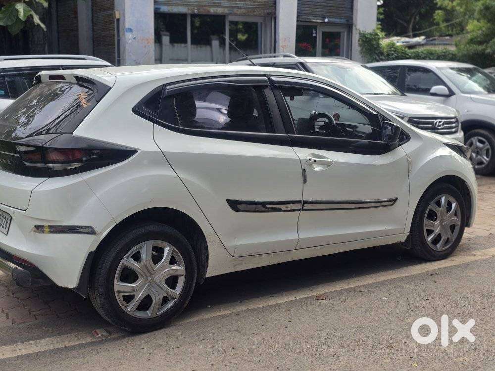 Tata Altroz 1.2 Xm, 2021, Petrol
