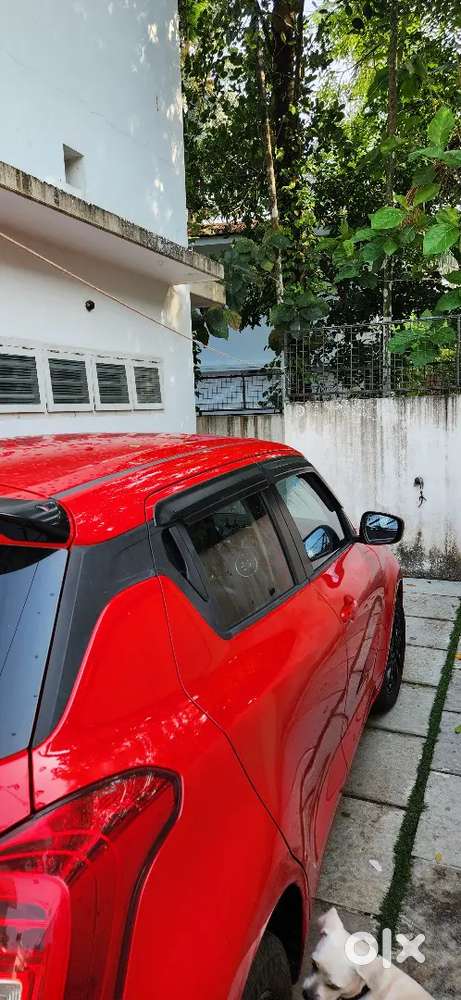 Fully Maruthi Service Maintained Cherry Red Swift Zxi