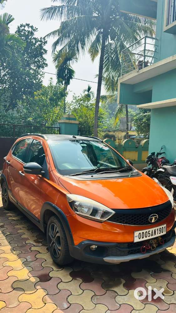 Tata Tiago Nrg Manual Petrol &ndash; Orange Colour &ndash; 66,647 Km Driven
