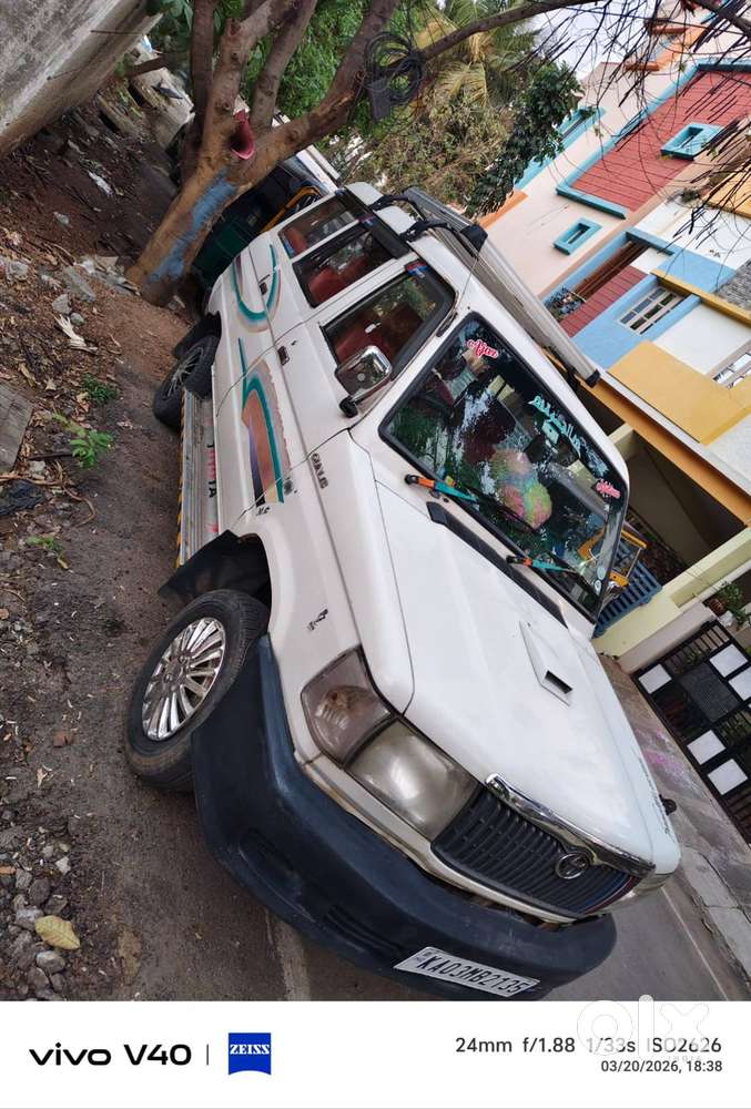 Toyota Qualis 2002 Diesel 286000 Km Driven