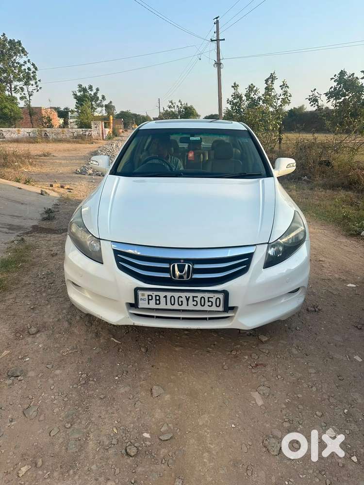 Honda Accord Petrol 2011