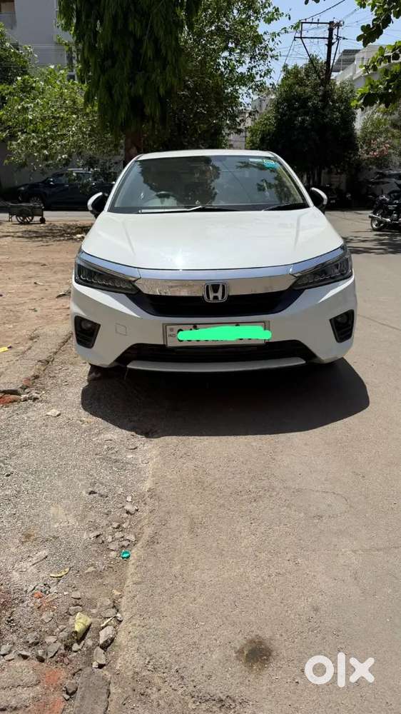 Honda City Zx Petrol/cng Top Model Automatic White Color