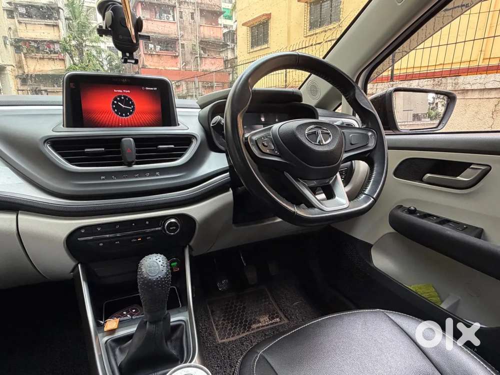 Tata Altroz Xz Plus (s) Icng, 2023, Cng & Hybrids