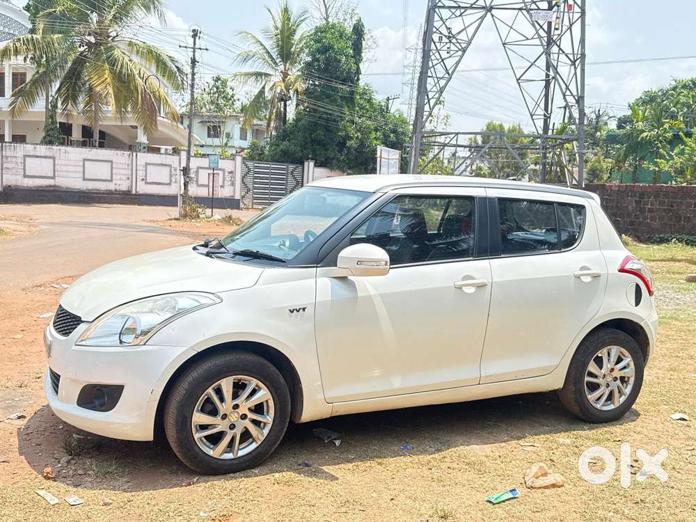 Maruti Suzuki Swift Zxi, 2012, Petrol