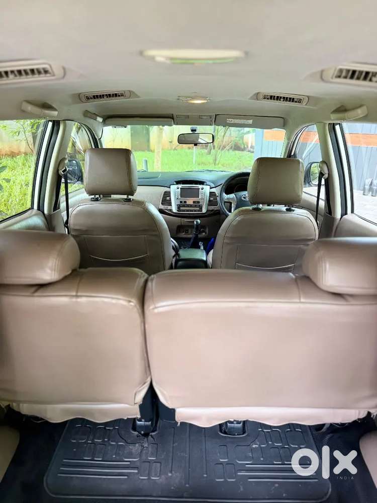 Toyota Innova Diesel 2015