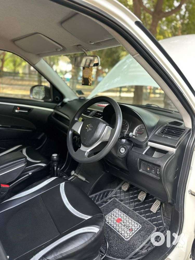 Maruti Suzuki Swift Vxi + Manual, 2013, Petrol