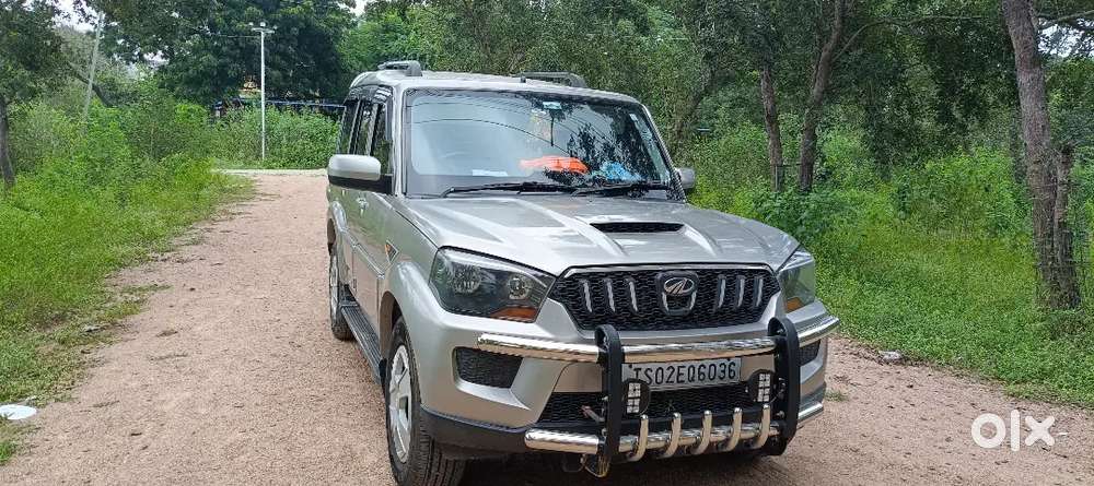 Mahindra Scorpio Classic 2016 Diesel Manual