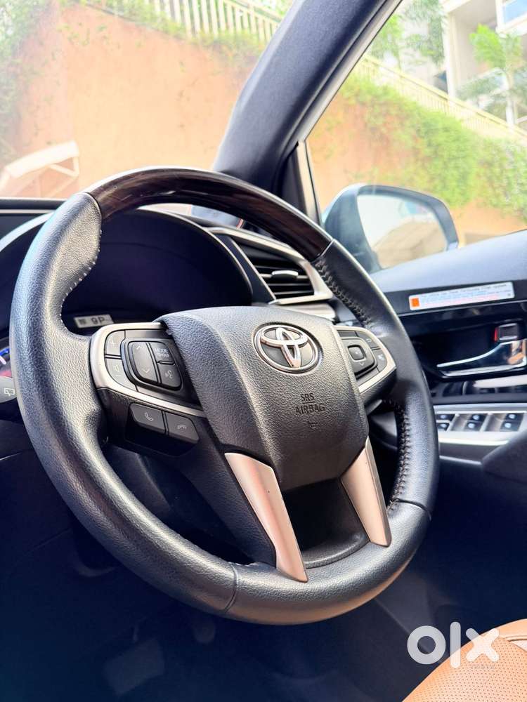 Toyota Innova Crysta [2020-ongoing] 2.4 Zx At 7 Str, 2022, Diesel