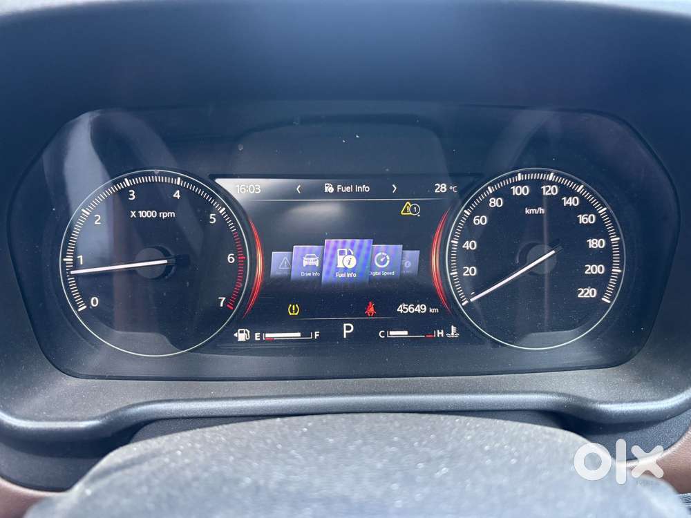 Mahindra Scorpio N Z8 Petrol At 7 Str, 2023, Petrol