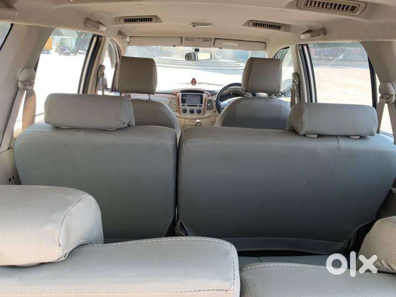 Toyota Innova 2.5 Vx 8 Str, 2015, Diesel