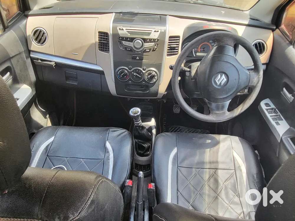 2013-14 Model Wagonr Petrol +cng Mileage 35+ Tyre 90% New