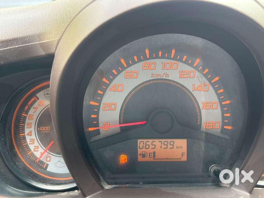 Honda Brio V Mt, 2012, Petrol