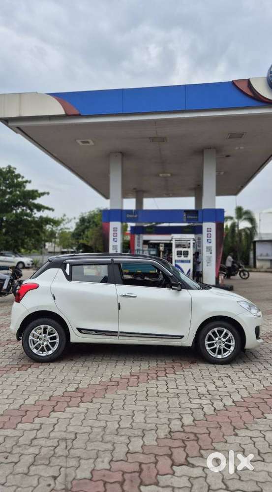 Maruti Suzuki Swift Zxi Plus Amt Dual Tone, 2018, Petrol
