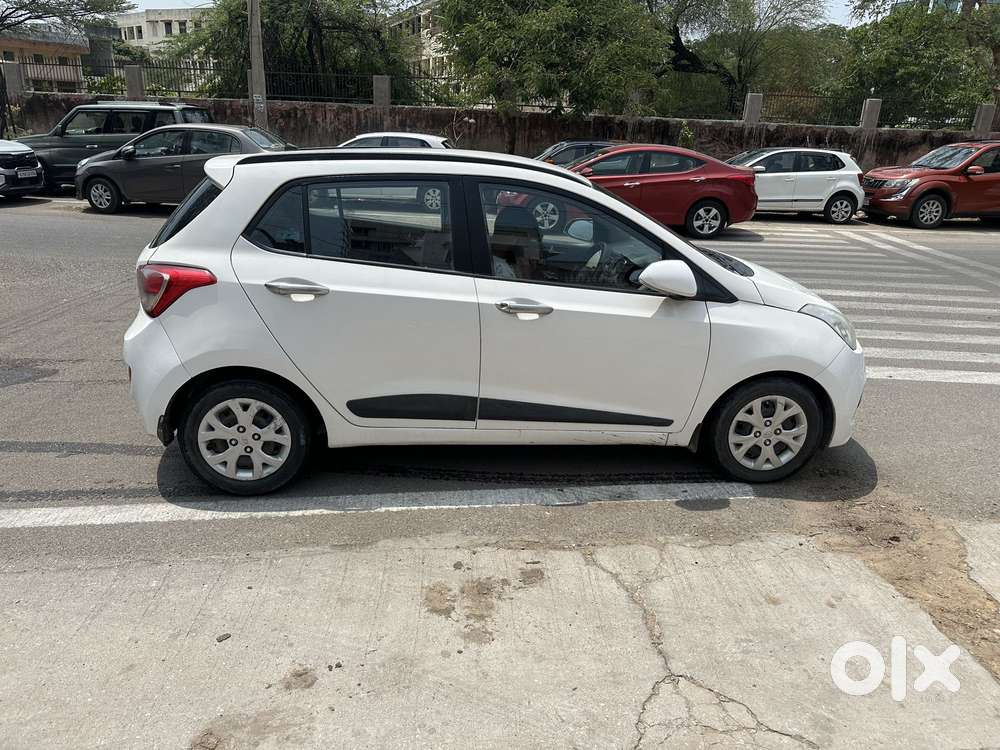Hyundai Grand I10 2013-2016 Crdi Sportz, 2014, Diesel