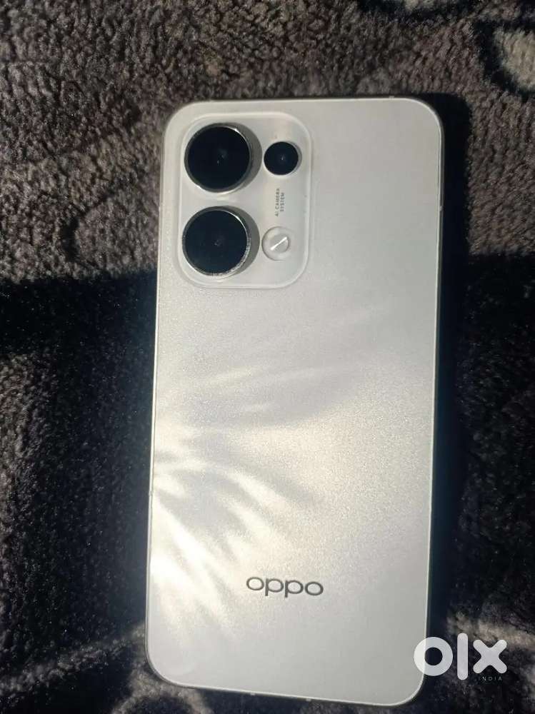 Oppo Reno 13 5g 8/128 6 months warranty