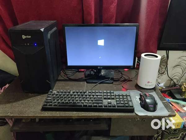 Full pc setup for sell with monitor keyboard and mouse