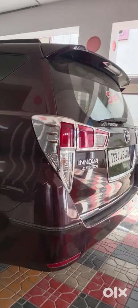 Toyota Innova Crysta 2016
