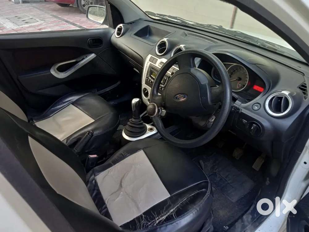 Ford Figo Petrol