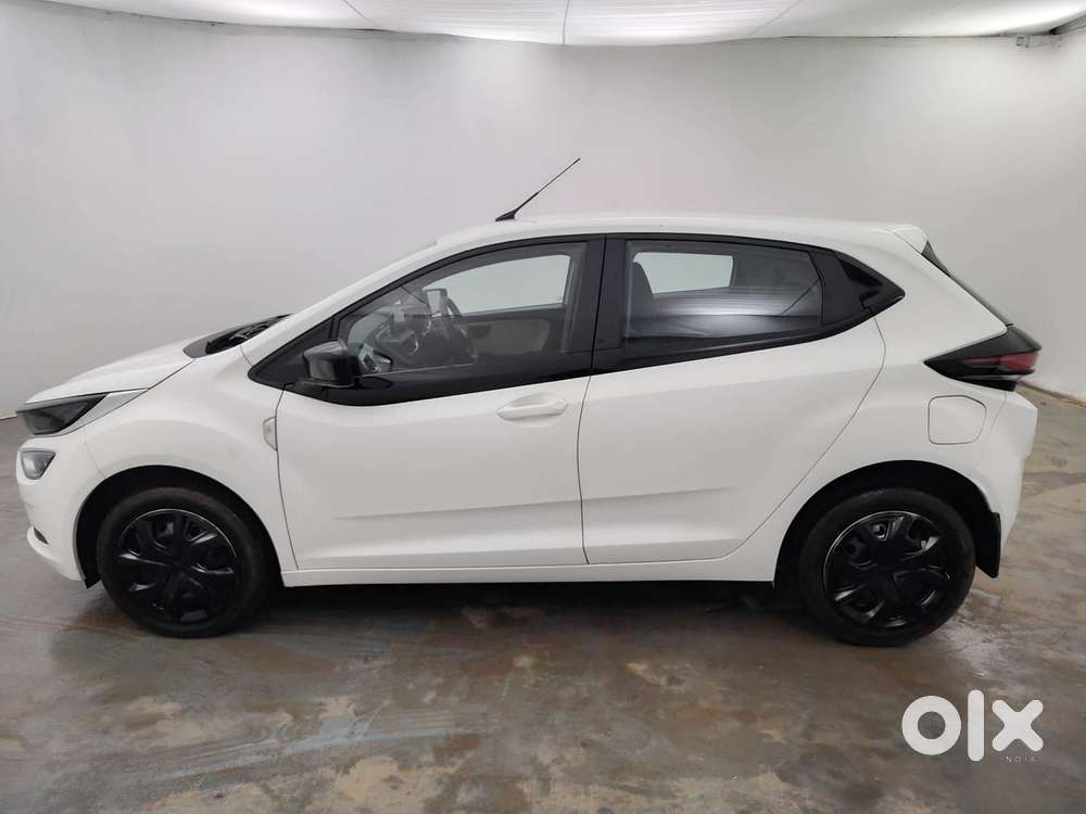 Tata Altroz Xta Petrol, 2023, Petrol