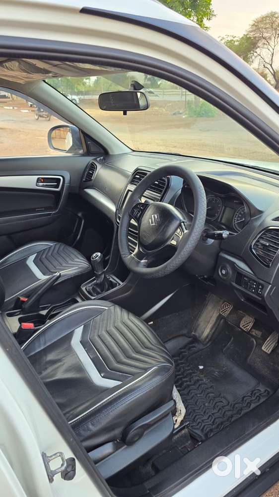 Maruti Suzuki Brezza Zxi Plus At, 2022, Petrol