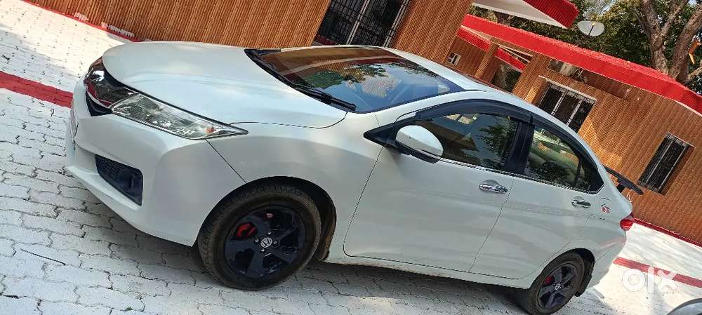 Honda City 2016 Top Modal Push Start Sunroof Insurance 1st Party