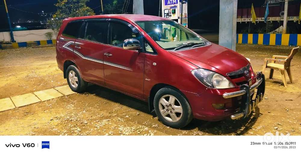 Toyota Innova 2005 Diesel 257000 Km Driven