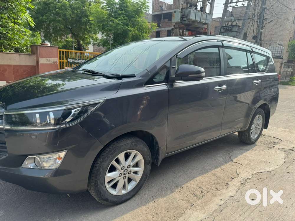 Toyota Innova Crysta 2018 Diesel Manual Car