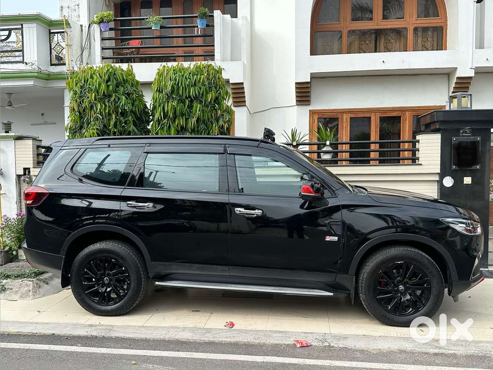 Mg Gloster Diesel Black Edition
